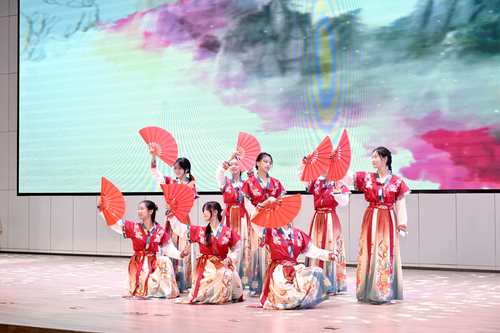 2025年5月13日luck18xinli官网社团嘉年华暨第二届科创文化节《舞动青春》节目